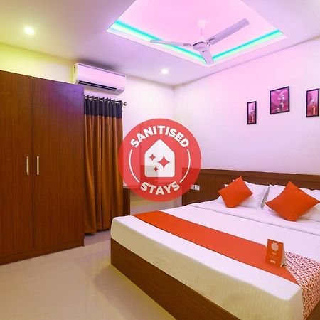 Hotel Oyo Ramis Residency à Kannur Extérieur photo