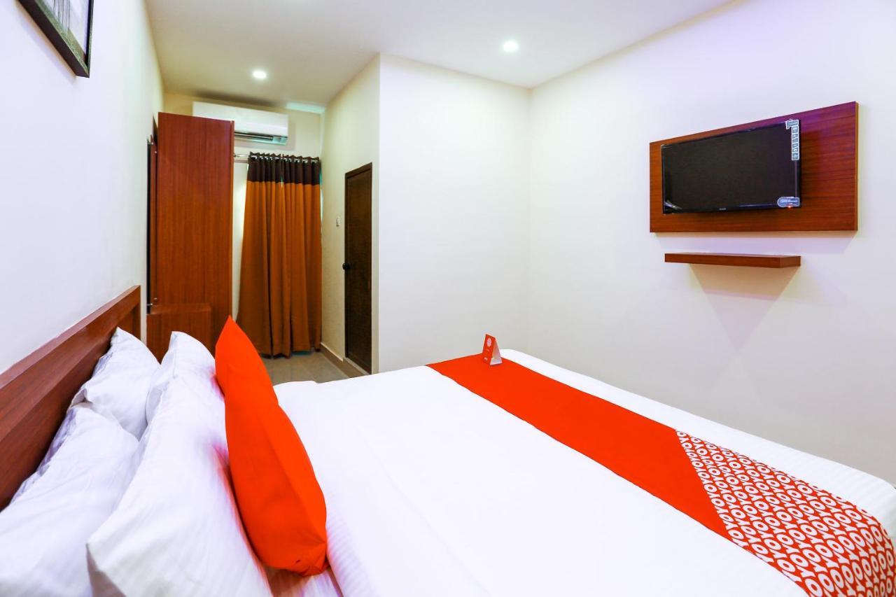 Hotel Oyo Ramis Residency à Kannur Extérieur photo